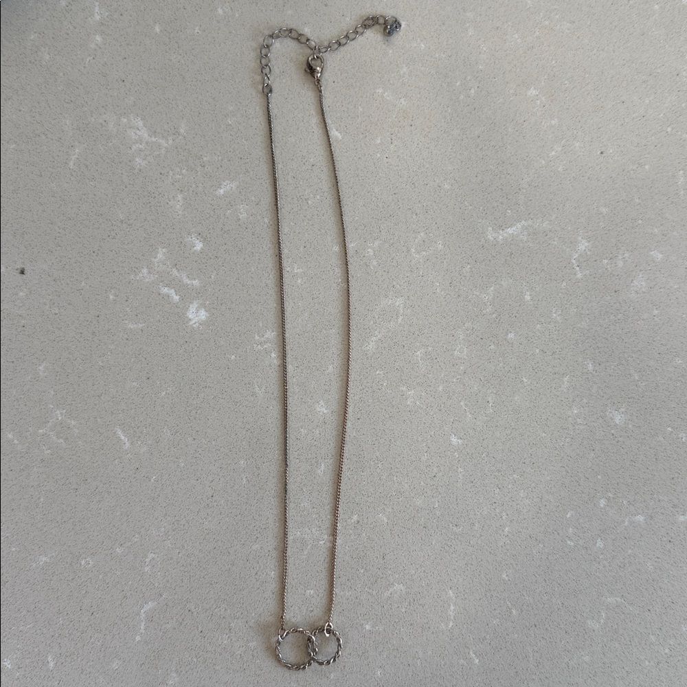 Silver Chain Necklace with Interlocking Rings - Picture 2 of 3